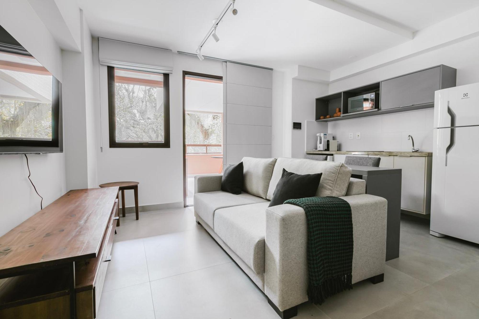 Apartment Tabas - Edificio Lygia, Leblon, Rj *