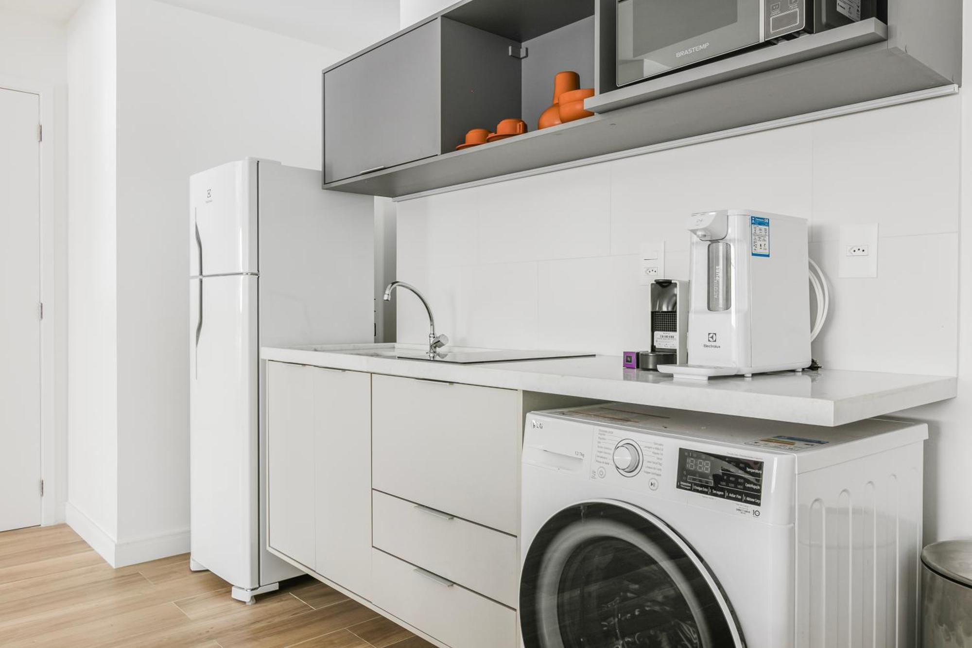 Apartment Tabas - Edificio Lygia, Leblon, Rj